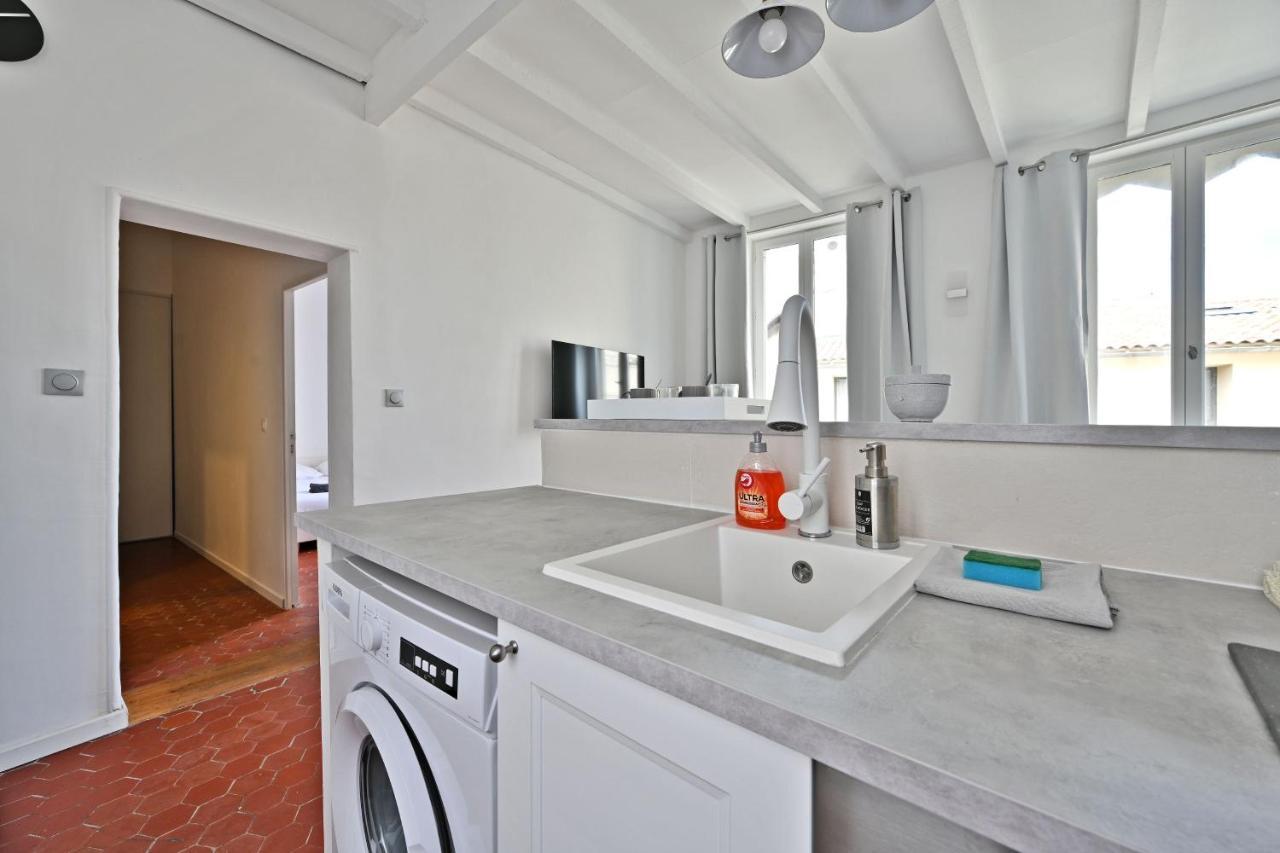 Au Roi Rene - Ac Clim - Wifi Apartment Avignon Bagian luar foto