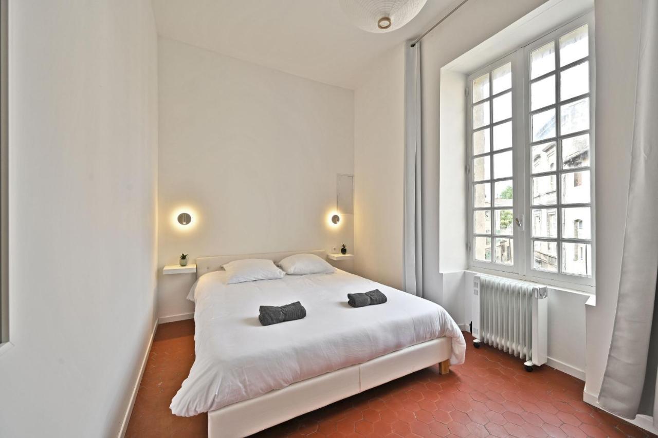 Au Roi Rene - Ac Clim - Wifi Apartment Avignon Bagian luar foto