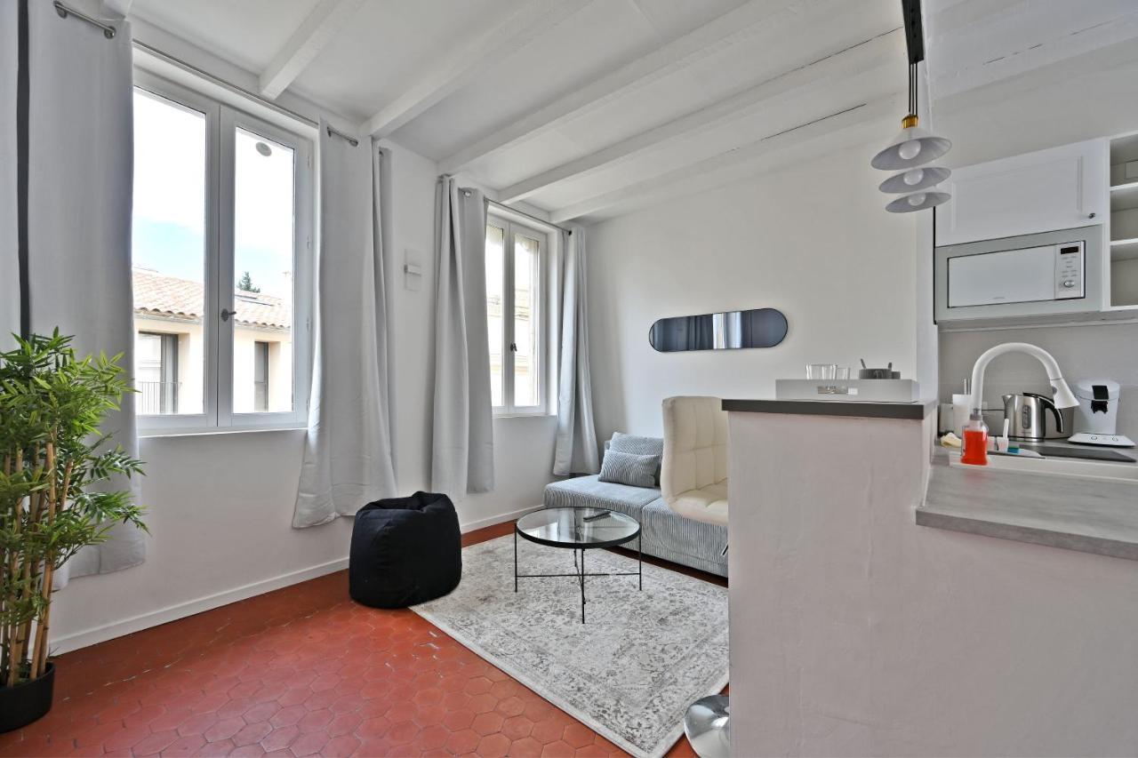 Au Roi Rene - Ac Clim - Wifi Apartment Avignon Bagian luar foto